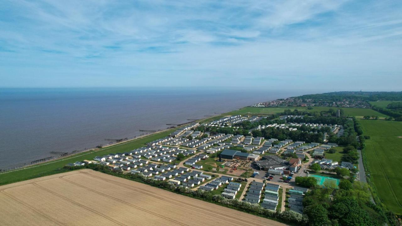 Great 8 Berth Caravan In Norfolk Near To Great Yarmouth Ref 20178Bs Hopton on Sea Exteriér fotografie